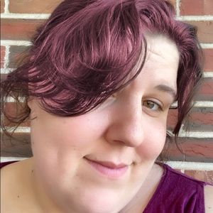 Meet your Posher, April